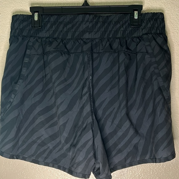 Avia athletic shorts - Picture 3 of 4